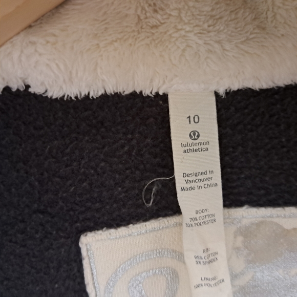 Lululemon scuba hoodie special edition - Picture 5 of 10